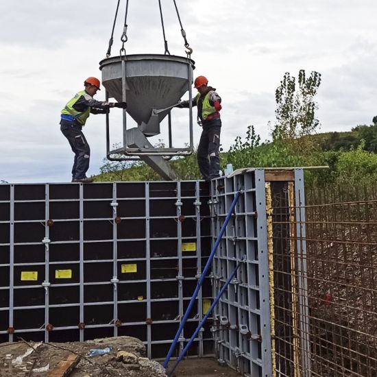 Що таке щитова опалубка та як вона використовується?
