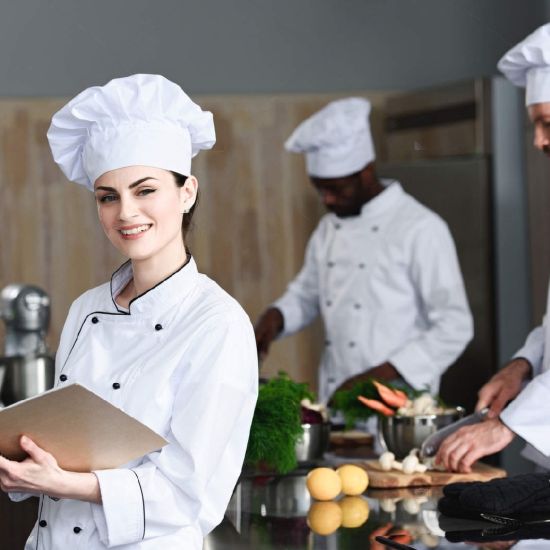 Як відкрити кафе: харчове обладнання для ресторанів