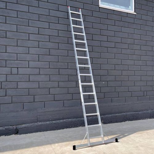 Алюмінієва драбина 4.5 м приставна на 16 сходинок (професійна)