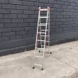 Алюмінієва драбина 4.21 м двосекційна універсальна ТЕХПРОМ 2 х 9 сходинок