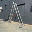 Драбина алюмінієва професійна 8 м трисекційна 3 х 12 сходинок