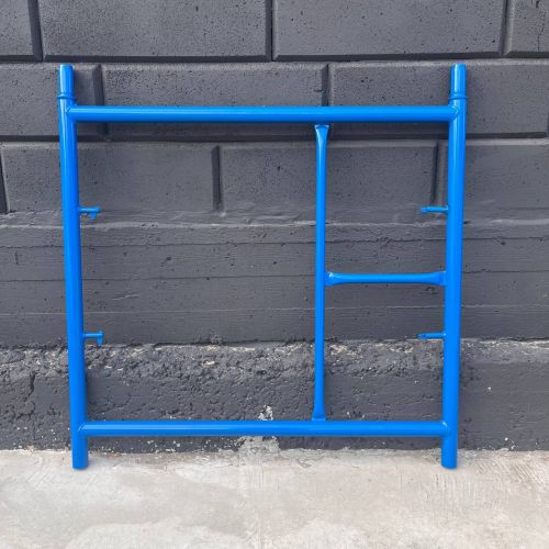 Рама з драбиною для будівельних рамних риштувань 1х1 (м)