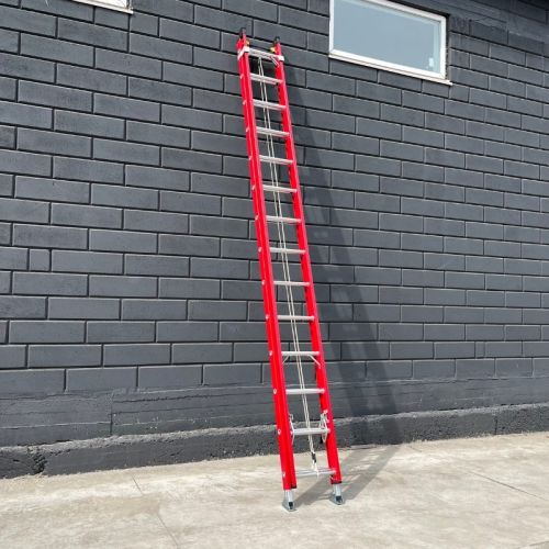 Драбина скловолоконна 8.4 м розсувна 2 х 14 сходинок
