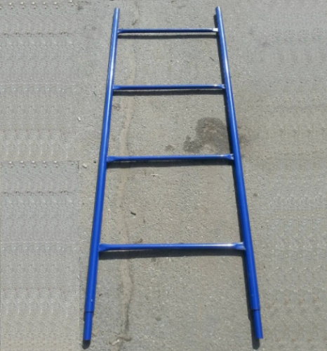 Стійка зі сходами 2.0 м для будівельних риштувань