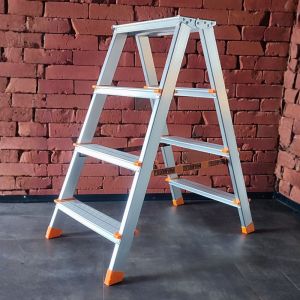 Стремянка алюминиевая двухсторонняя 4+4 ступеней